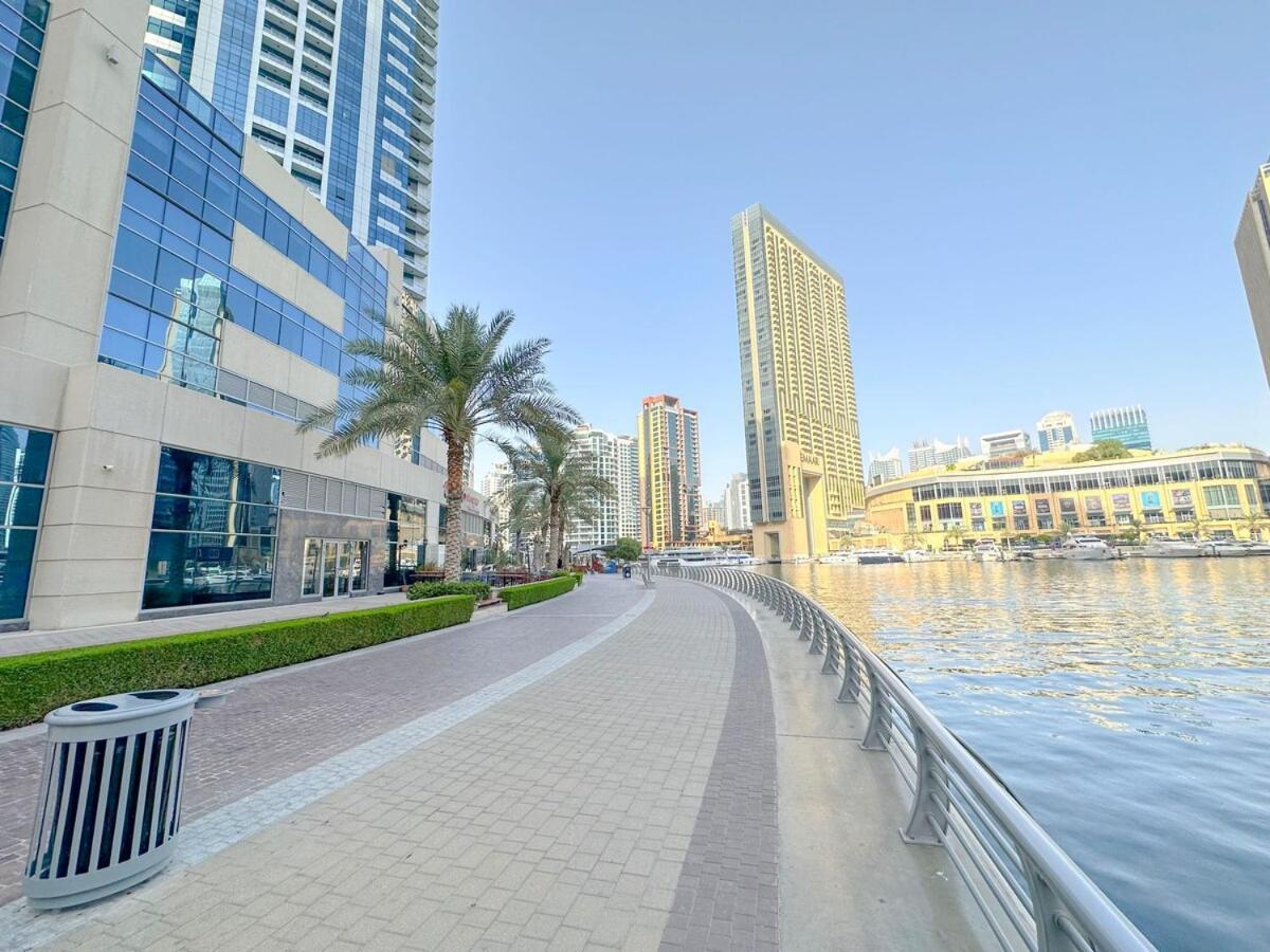 Aws Holiday Homes - Prime Apartment Near The Beach Dubai Eksteriør billede